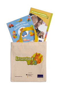 Eine Stofftasche mit dem Aufdruck "Lesestart 1-2-3" und einem gezeichneten Eichhörnchen. Aus der Stofftasche schauen zwei Bücher heraus.
